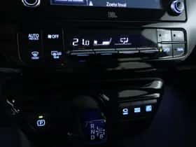 Toyota Prius (2022) thumbnail 12