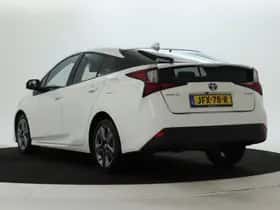 Toyota Prius (2022) thumbnail 16