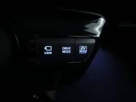 Toyota Prius (2022) thumbnail 26