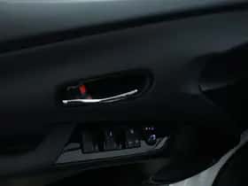 Toyota Prius (2022) thumbnail 33