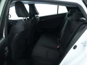 Toyota Prius (2022) thumbnail 8