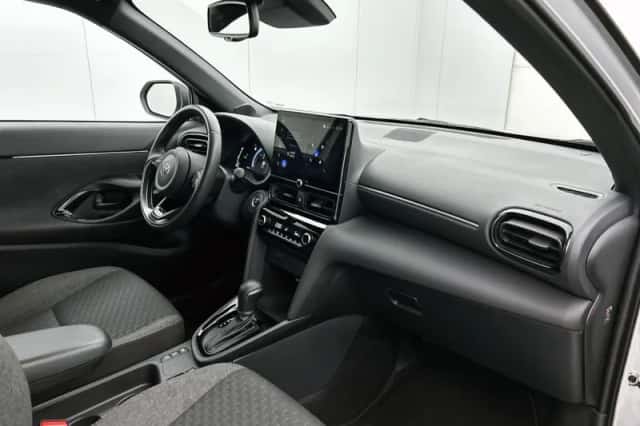 Toyota Yaris_Cross (2025) thumbnail 6