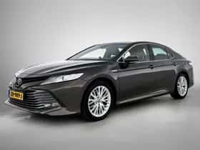 Toyota Camry (2019)