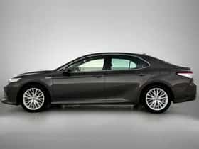Toyota Camry (2019) thumbnail 3