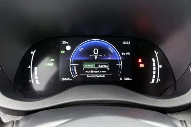 Toyota Yaris (2025) thumbnail 6