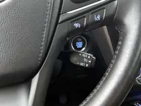 Toyota Avensis (2015) thumbnail 22