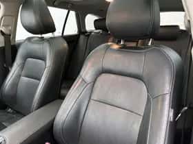 Toyota Avensis (2015) thumbnail 33
