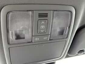 Toyota Avensis (2015) thumbnail 36