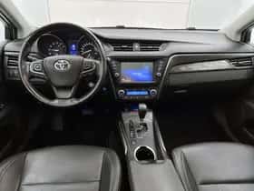 Toyota Avensis (2015) thumbnail 5