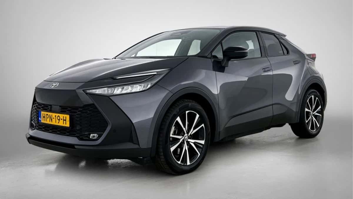 Toyota C-HR (2025) — foto 1