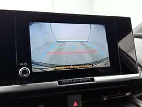 Toyota C-HR (2025) thumbnail 17