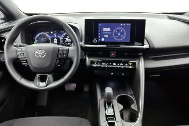 Toyota C-HR (2025) thumbnail 5