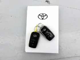 Toyota C-HR (2025) thumbnail 29