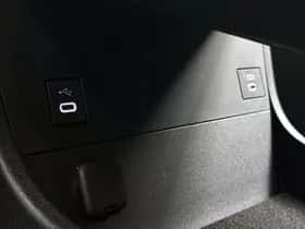 Toyota bZ4X (2025) thumbnail 25