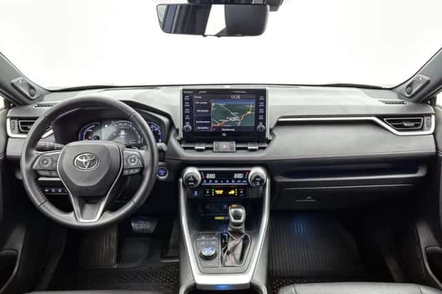Toyota RAV4 (2022) thumbnail 5