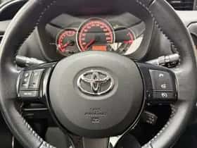 Toyota Yaris (2017) thumbnail 19