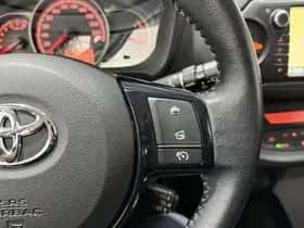 Toyota Yaris (2017) thumbnail 20