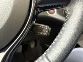 Toyota Yaris (2017) thumbnail 22