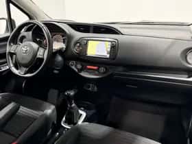 Toyota Yaris (2017) thumbnail 31