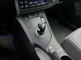 Toyota Auris (2017) thumbnail 32
