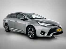Toyota Avensis (2015) thumbnail 16