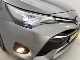 Toyota Avensis (2015) thumbnail 39
