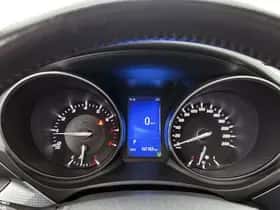 Toyota Avensis (2015) thumbnail 6