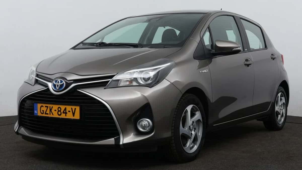 Toyota Yaris (2016) — foto 1