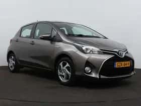 Toyota Yaris (2016) thumbnail 15