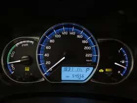 Toyota Yaris (2016) thumbnail 6