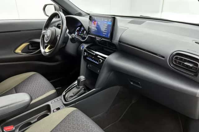 Toyota Yaris Cross (2022) thumbnail 6