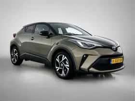 Toyota C-HR (2022) thumbnail 16