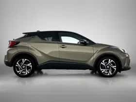 Toyota C-HR (2022) thumbnail 17