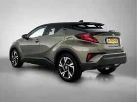 Toyota C-HR (2022) thumbnail 17
