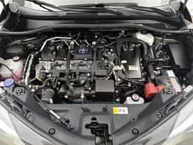 Toyota C-HR (2022) thumbnail 41