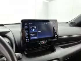 Toyota Yaris (2021) thumbnail 11