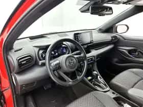 Toyota Yaris (2021) thumbnail 9
