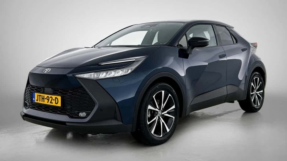 Toyota C-HR (2024) — foto 1