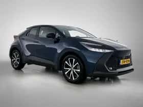 Toyota C-HR (2024) thumbnail 16