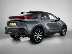 Toyota C-HR (2025) thumbnail 2
