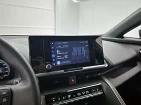 Toyota C-HR (2025) thumbnail 11