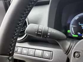 Toyota C-HR (2025) thumbnail 21