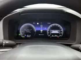 Toyota C-HR (2025) thumbnail 6