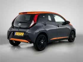 Toyota Aygo (2021) thumbnail 2