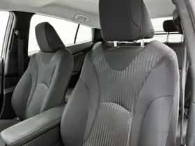 Toyota Prius (2019) thumbnail 35