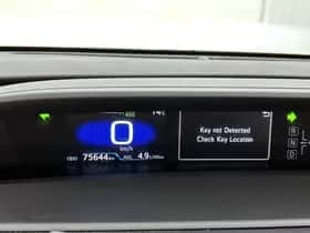 Toyota Prius (2019) thumbnail 6