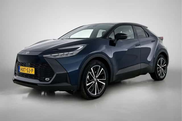 Toyota C-HR (2025) thumbnail 1