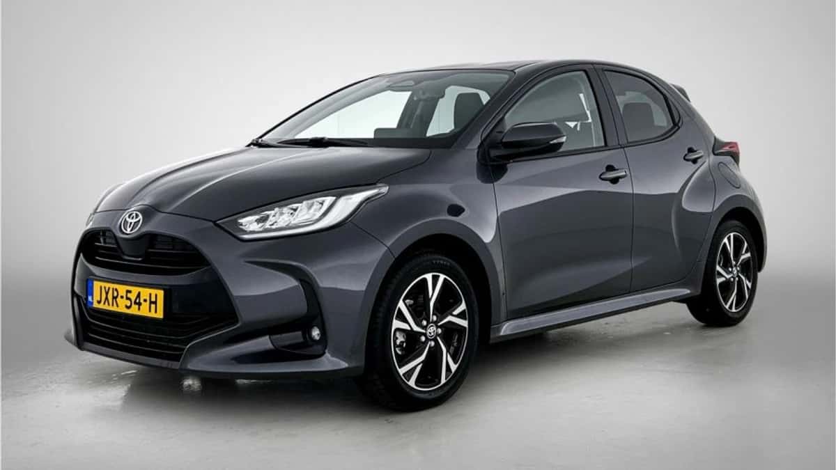 Toyota Yaris (2025) — foto 1
