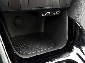 Toyota Yaris (2025) thumbnail 24