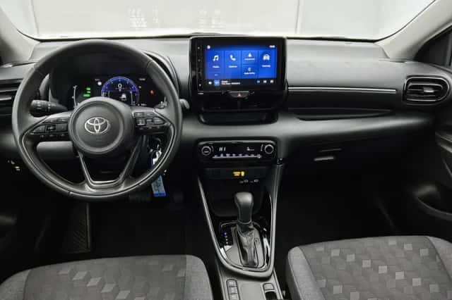 Toyota Yaris (2025) thumbnail 5